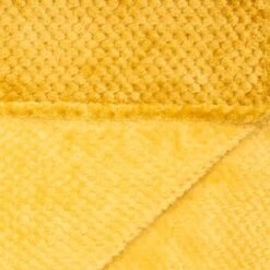 B&M Oversized Waffle Throw - Ochre -B&M 344890 oversized waffle throw ochre 3