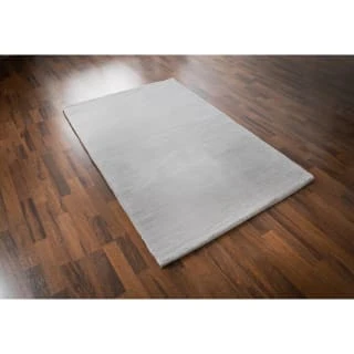 B&M Luxury Faux Fur Super Soft Rug 60 X 110cm - Silver 1 B&M Luxury Faux Fur Super Soft Rug 60 X 110cm - Silver
