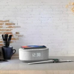 Goodmans Wireless Charging Alarm Clock Radio 5 Goodmans Wireless Charging Alarm Clock Radio -B&M 386042 goodmans alarm clock radio with wireless charging